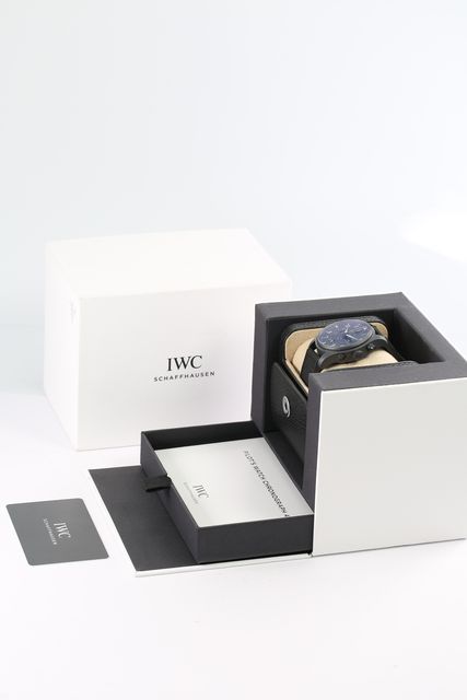 IWC Pilot's Chrono IW388106 Image 7